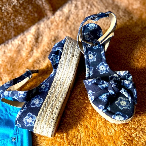 Michael Kors wedge - Picture 6 of 6